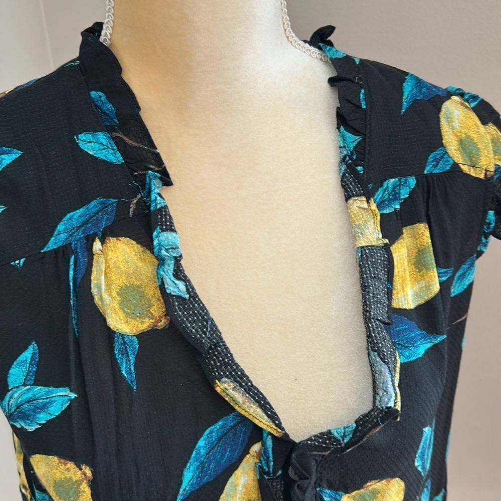 NWT Jessica Simpson Top(size medium) - Picture 4 of 8